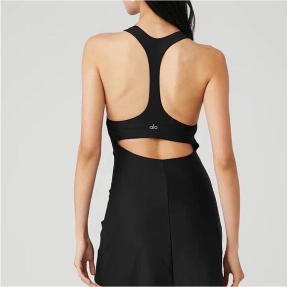 ALO Airlift Fly Dress in Black Size Small - Picture 2 of 14